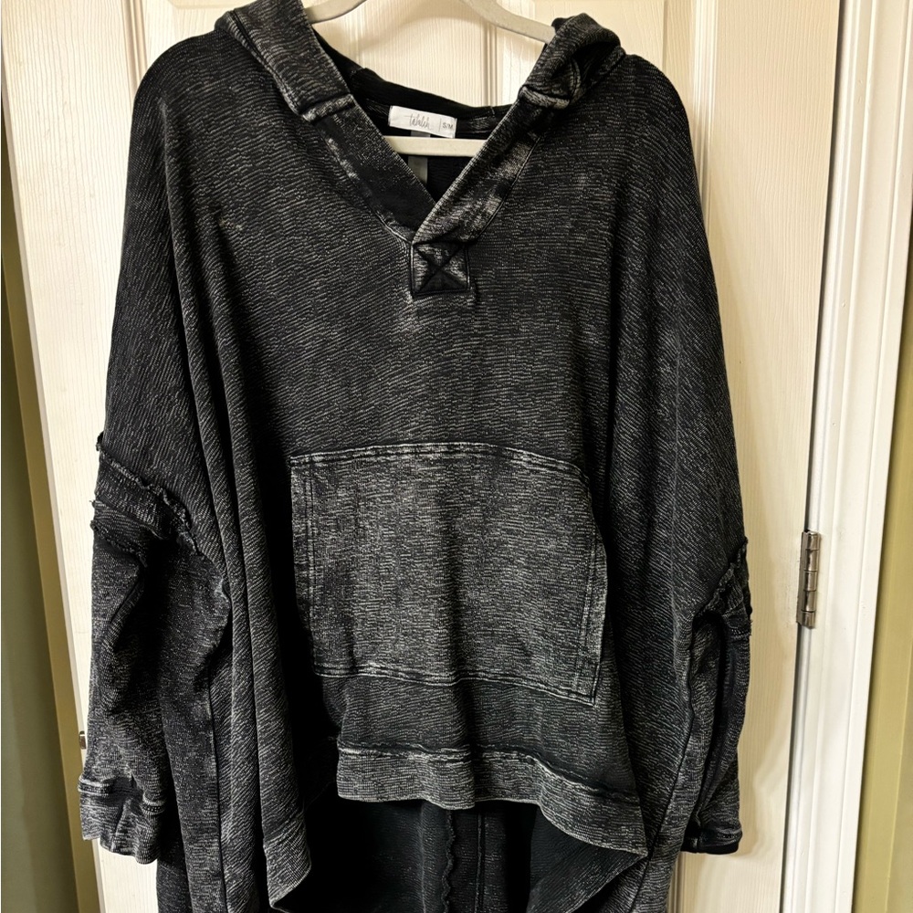 Talulah acid wash black high low sweatshirt